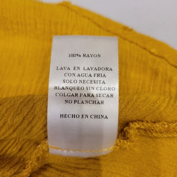 Sadie & Sage Womens Crop Blouse Small Mustard Yellow Swiss Dot Ruffle Hem - Picture 7 of 10